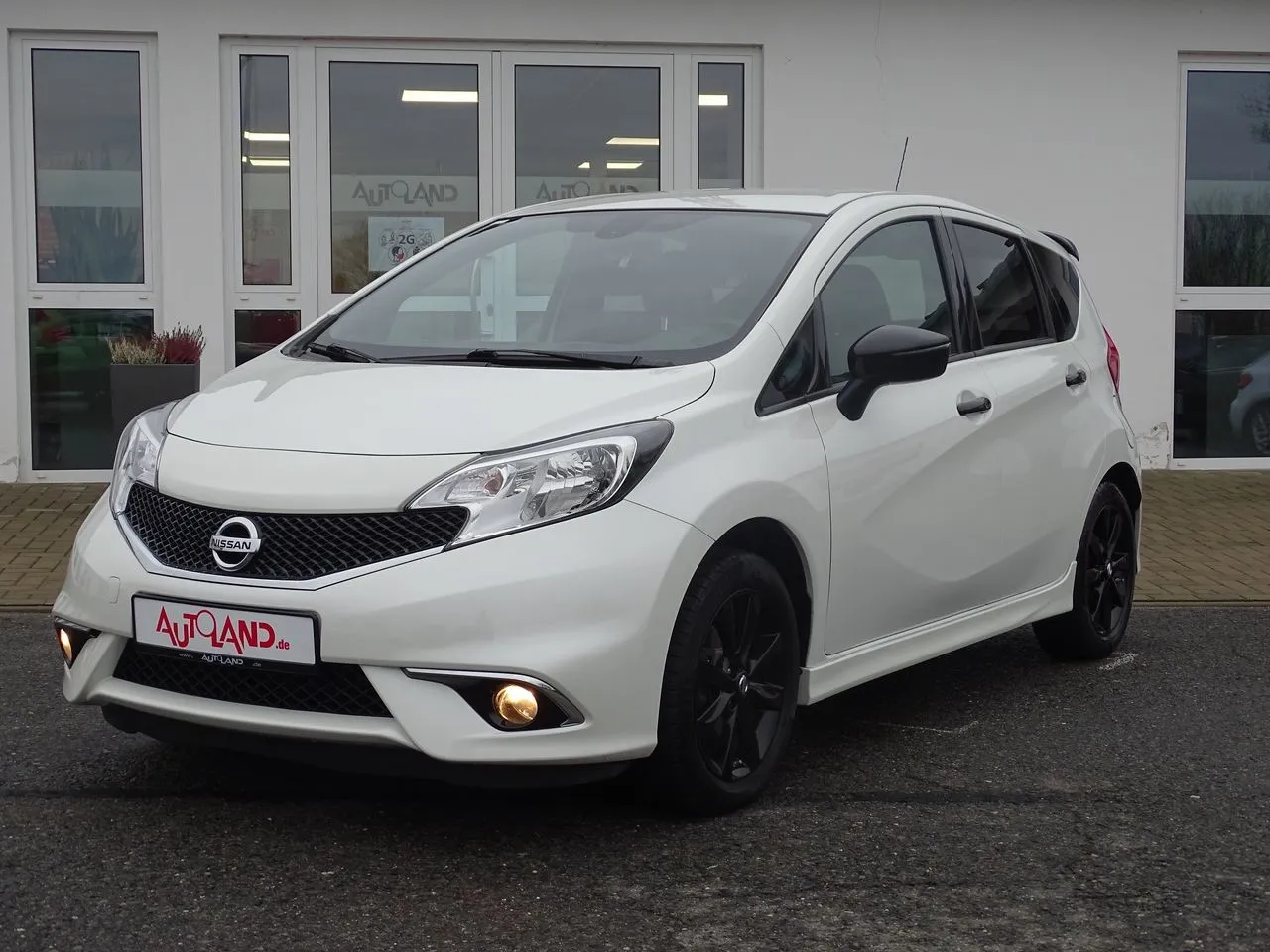 Nissan Note 1.2 Black Edition Navi...  Image 1