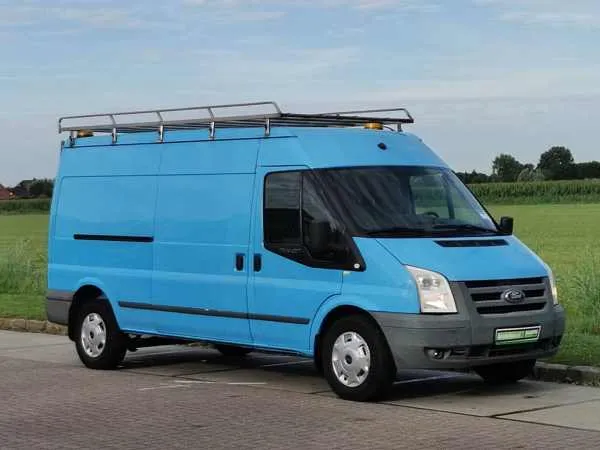 Ford Transit Image 4